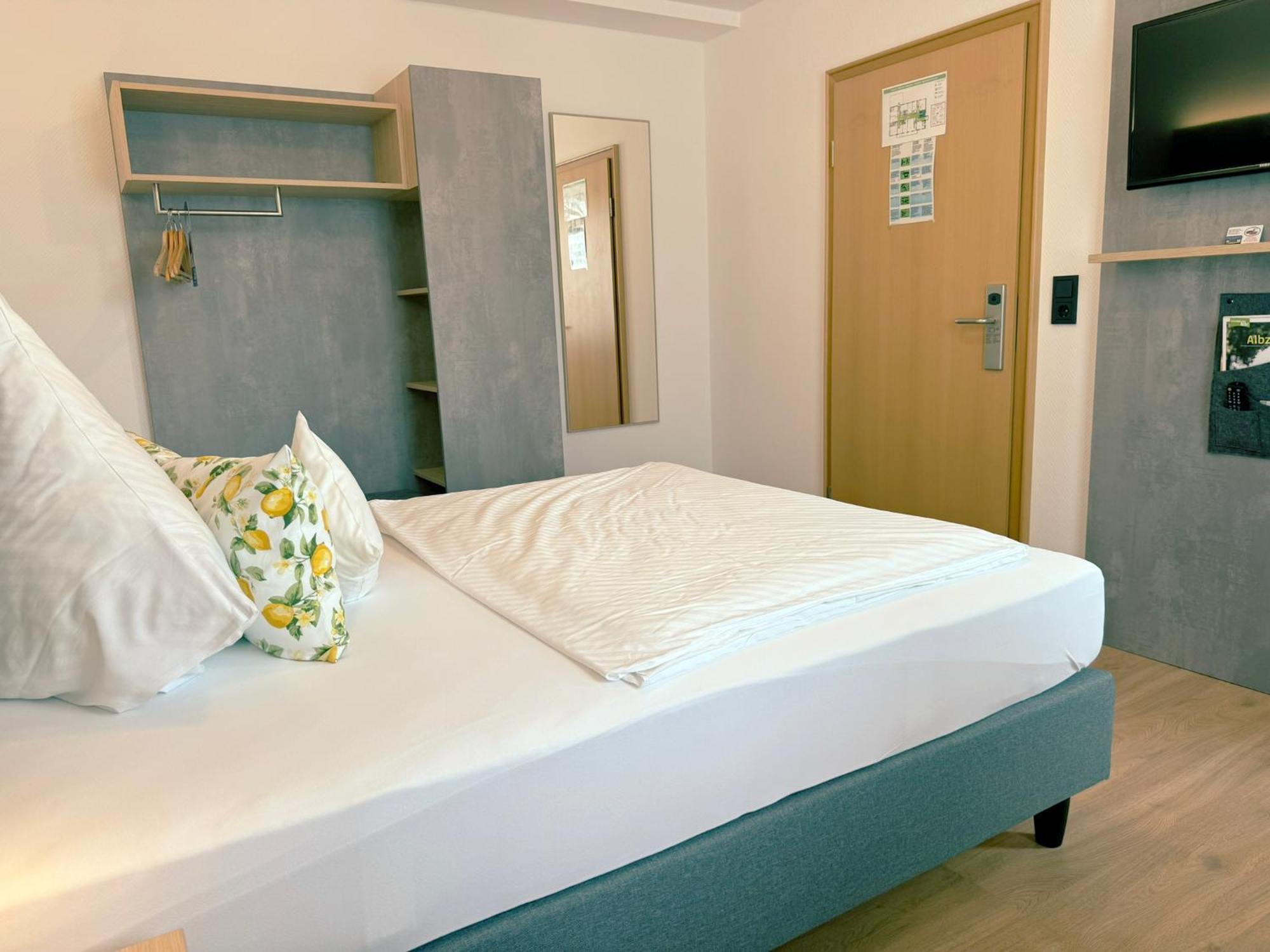 Hotel Restaurant Thum Балинген Экстерьер фото