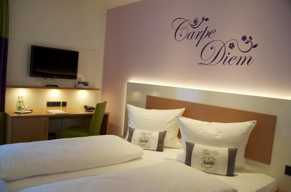Hotel Restaurant Thum Балинген Экстерьер фото