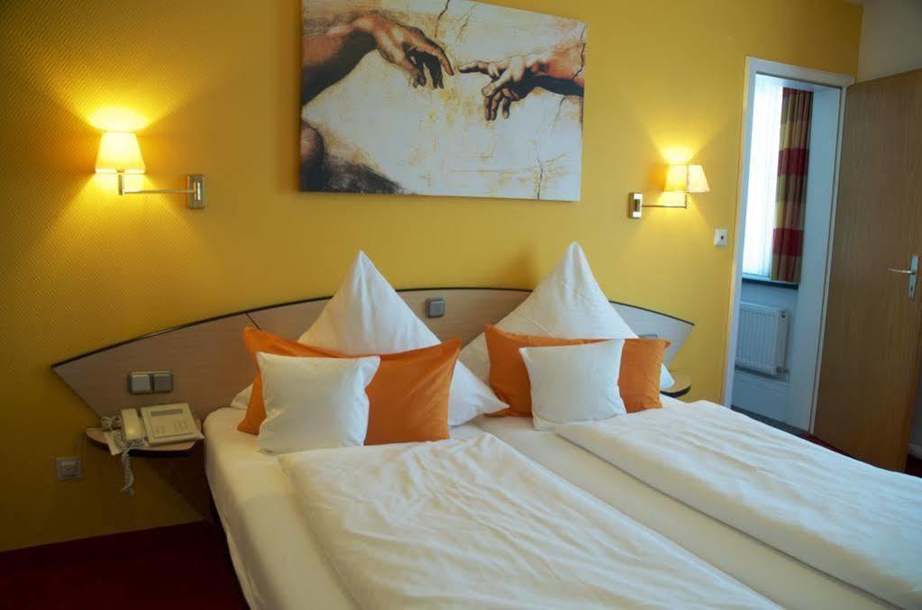 Hotel Restaurant Thum Балинген Экстерьер фото